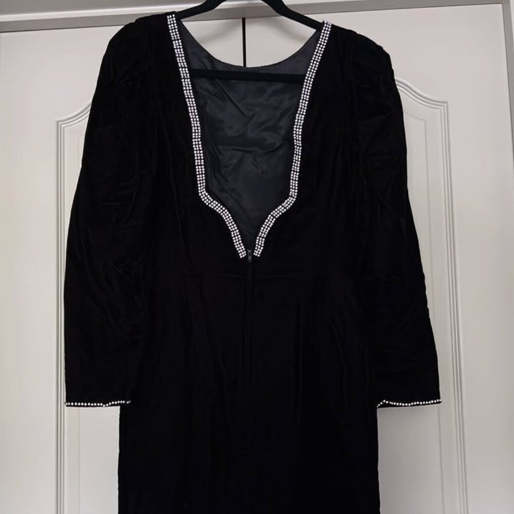 Expo Nite Vintage Black Velvet Rhinestone Dress | Size 6